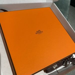 HERMES NWT reversible leather belt